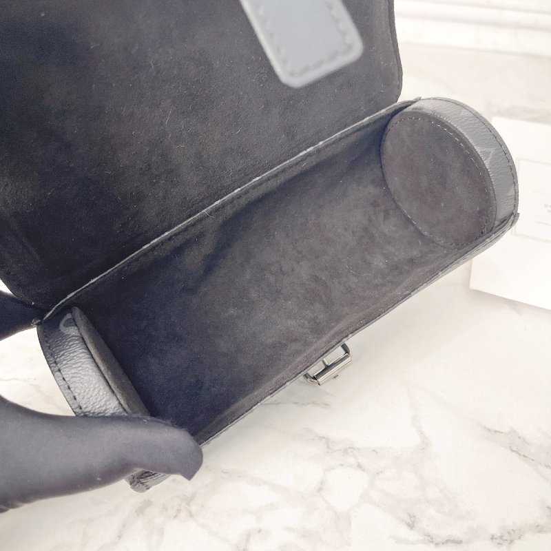 LV 黑武士腕表盒收納盒 19×7×7cm 芯片款 98新配件塵袋表枕-8