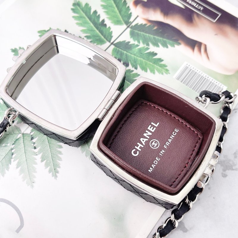 Chanel mini粉餅盒黑色鏡面小廢包鞋背包 5×5×3 98新配件塵袋盒子保卡-7