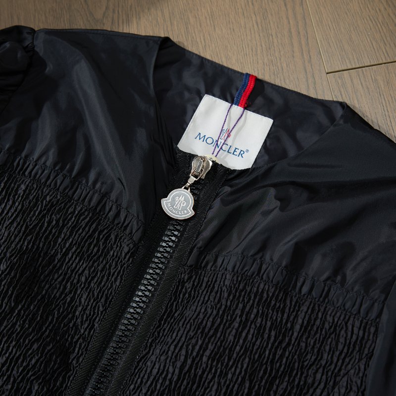 ❤️ MONCLER 百搭款 黑色簡約外套-1