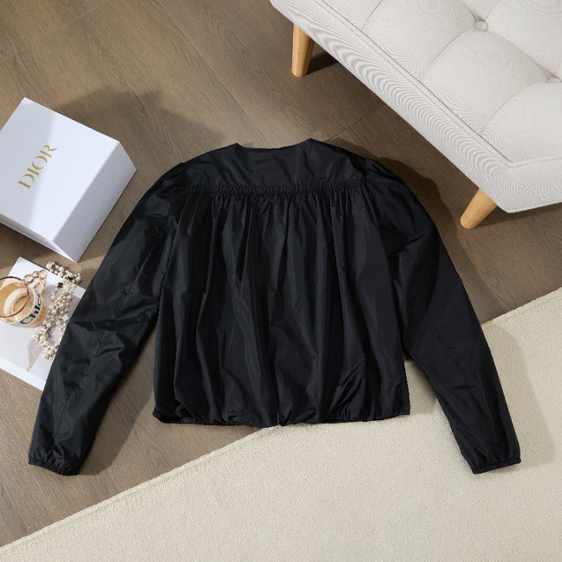 ❤️ MONCLER 百搭款 黑色簡約外套-8