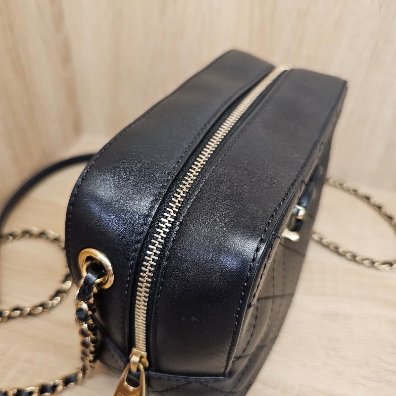 [絕版好物❣️] Chanel黑牛皮菱格縫線皮穿鏈斜背相機包-3