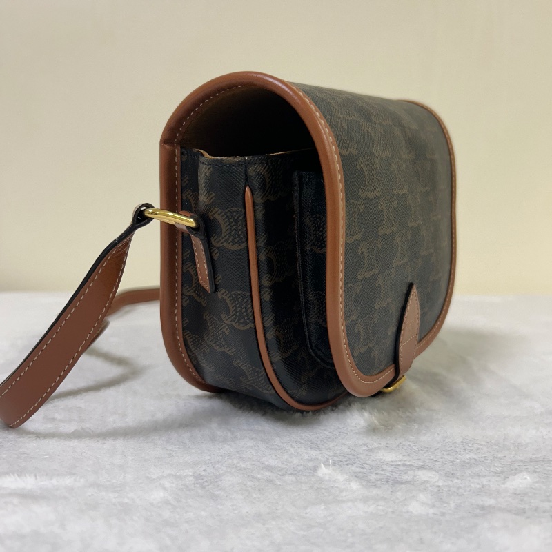 Celine Triomphe Folco 中號 老花馬鞍包-6