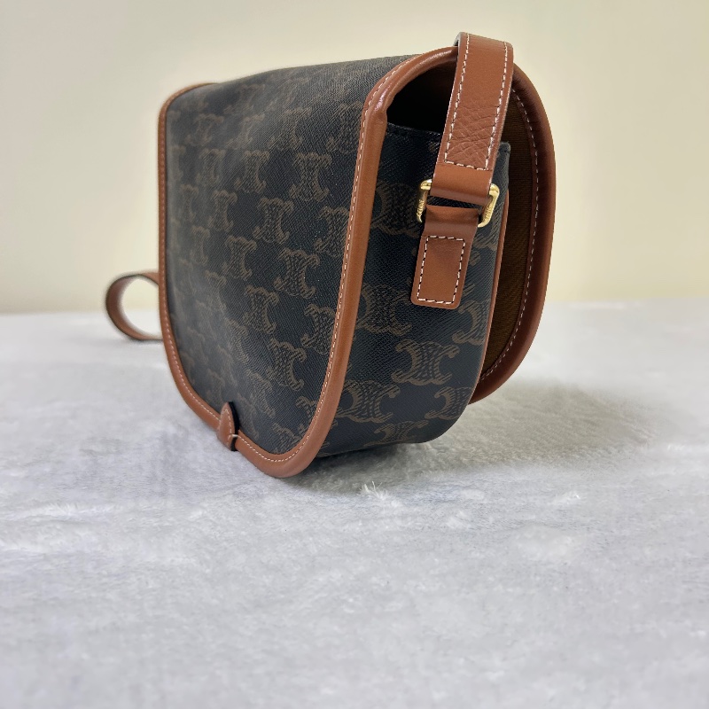 Celine Triomphe Folco 中號 老花馬鞍包-7
