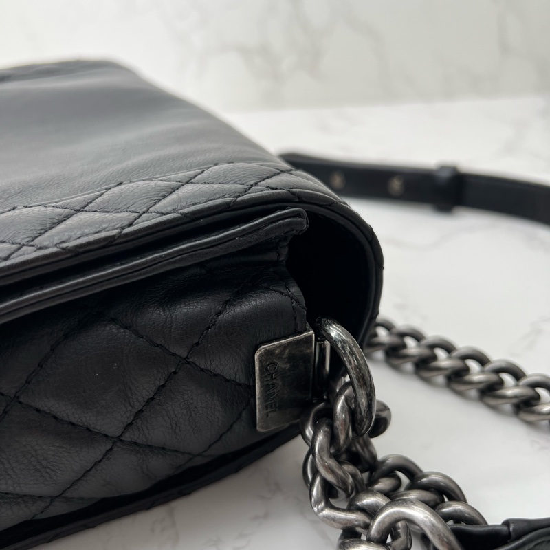 💗香緹國際精品💗 696 Chanel Leboy 黑銀 28-17