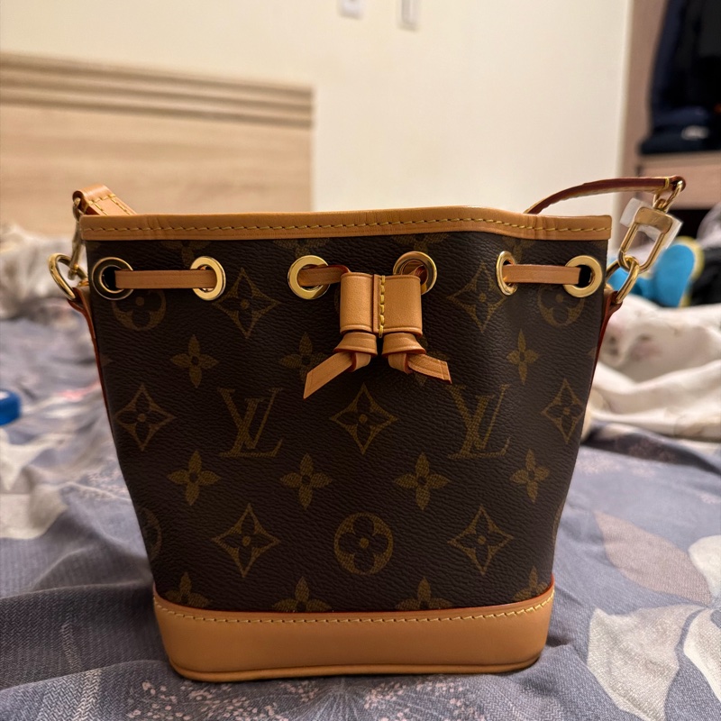 Lv小水桶包-5