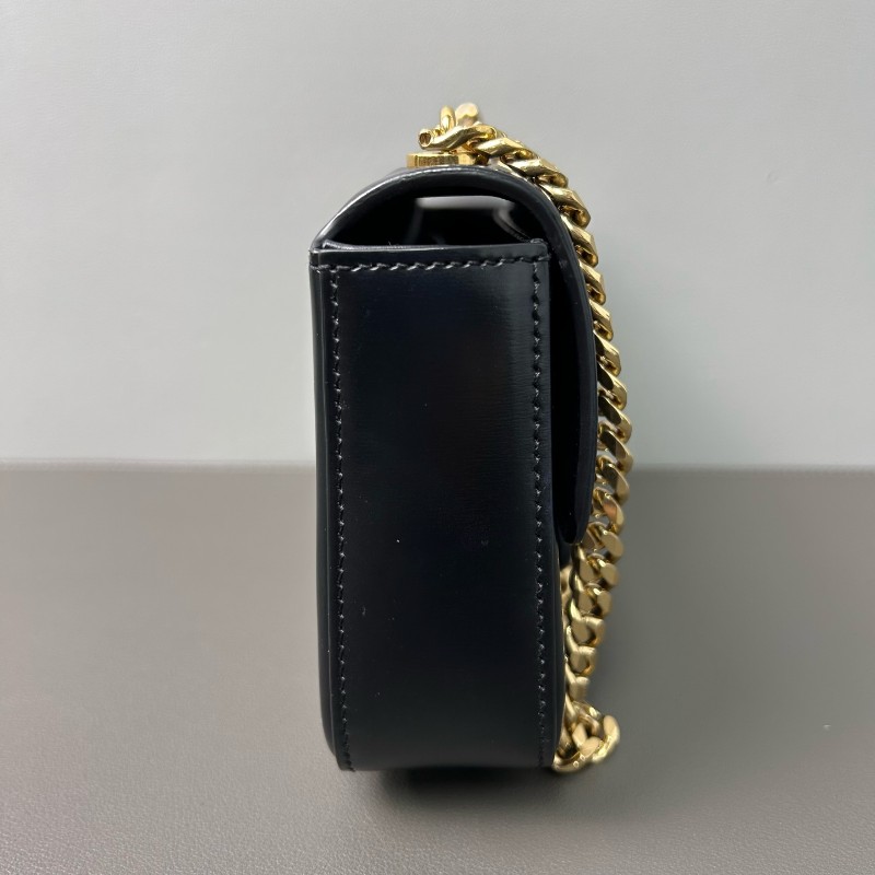 CELINE Triomphe 凱旋門黑色按扣金色金屬鏈條肩帶 亮澤光面牛皮革-3