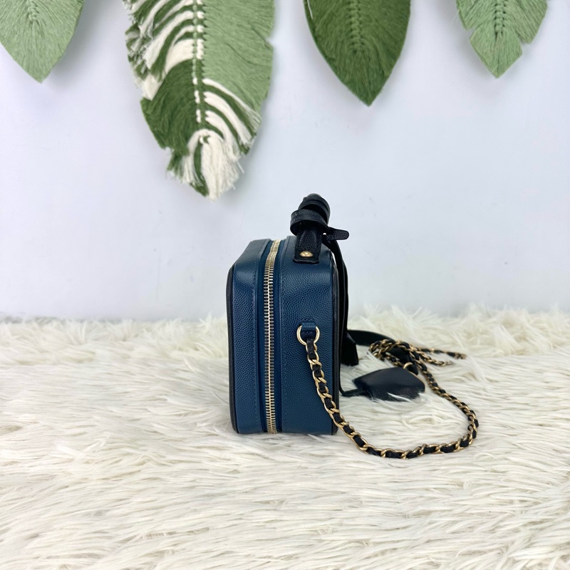 CHANEL Filigree Vanity Case 荔枝皮藍色金扣 Small Size-2