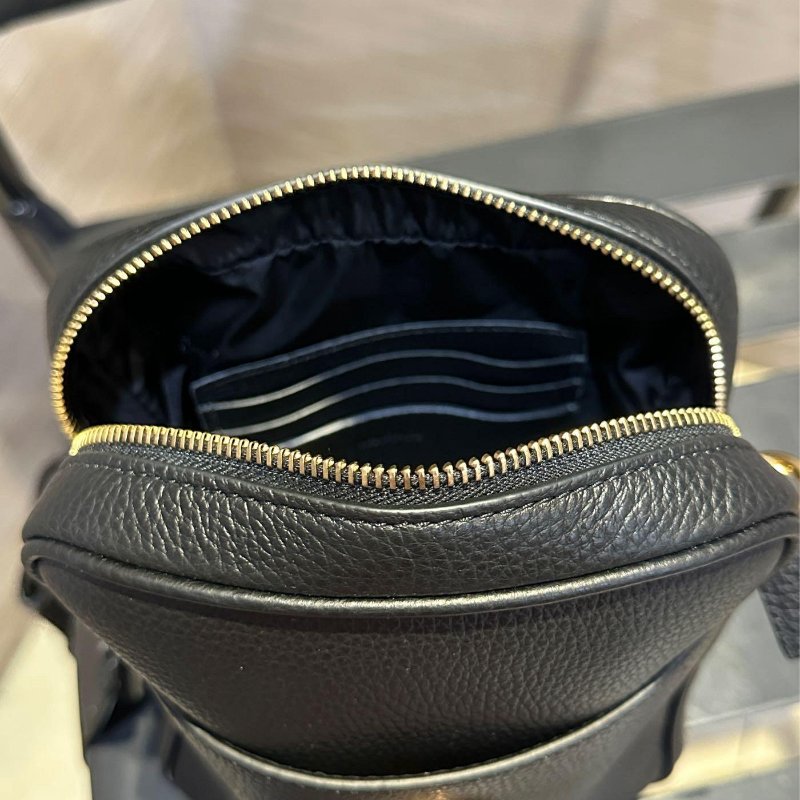 💎Han's house精品服飾💎VERSACE 凡賽斯 女神頭 頂級黑牌 小牛皮 側背包-8