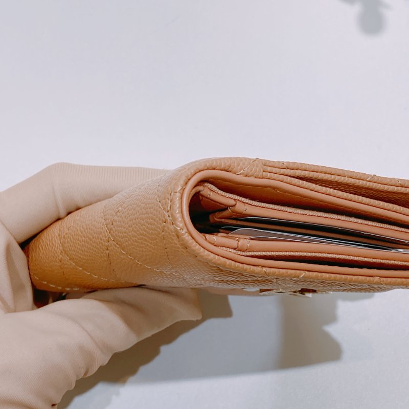 TW4605  Chanel 香奈兒 雙c短銀包 焦糖茶色Big CC Logo Small Wallet Caviar Dark Beige /Crystal-4