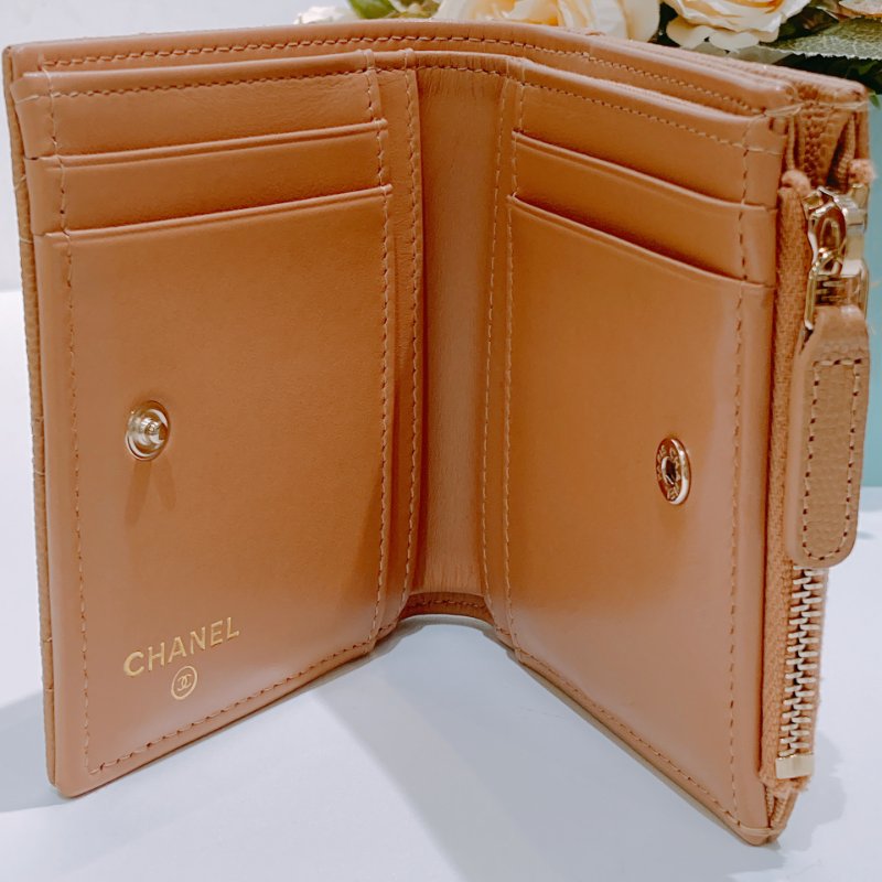 TW4605  Chanel 香奈兒 雙c短銀包 焦糖茶色Big CC Logo Small Wallet Caviar Dark Beige /Crystal-8