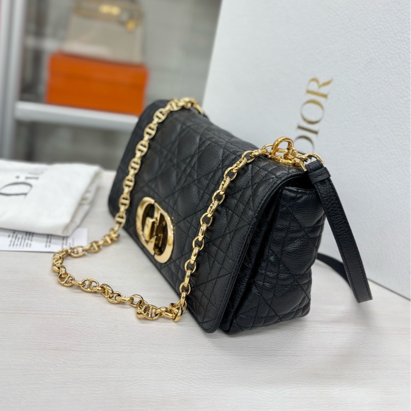 Dior 黑金粒面牛皮 中號Caro 23年編碼 肩帶可調節 附件塵袋、盒。-2