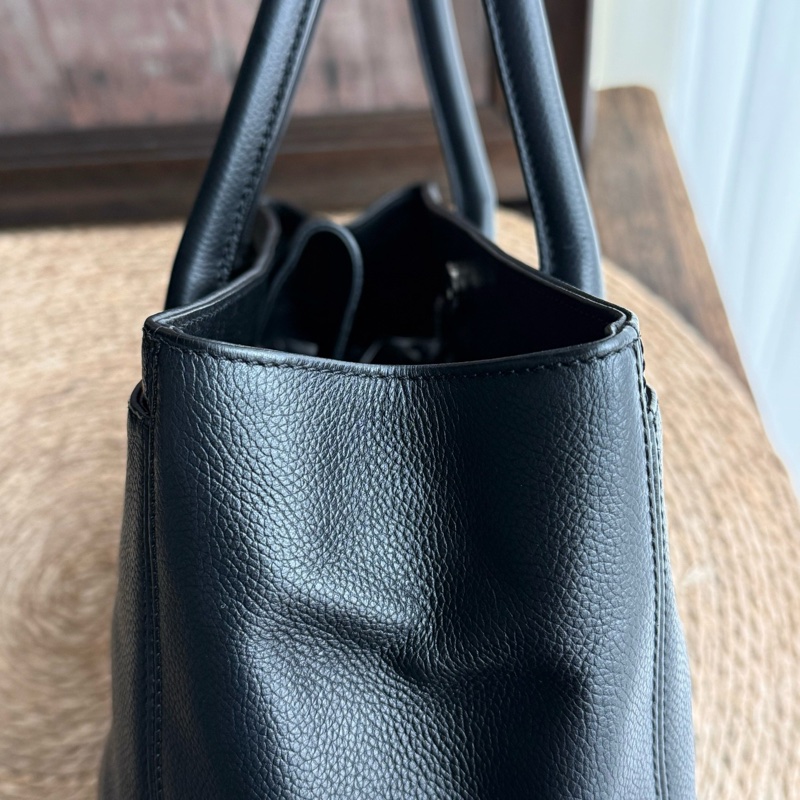 chanel cerf黑金荔枝紋中號年份：17開-8