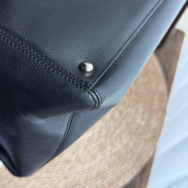 chanel cerf黑金荔枝紋中號年份：17開-11