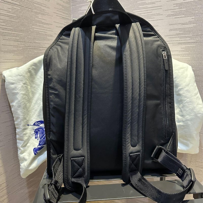 💎Han's house精品服飾💎BURBERRY 巴寶莉 防水 尼龍 格紋 後背包 原價46500-6