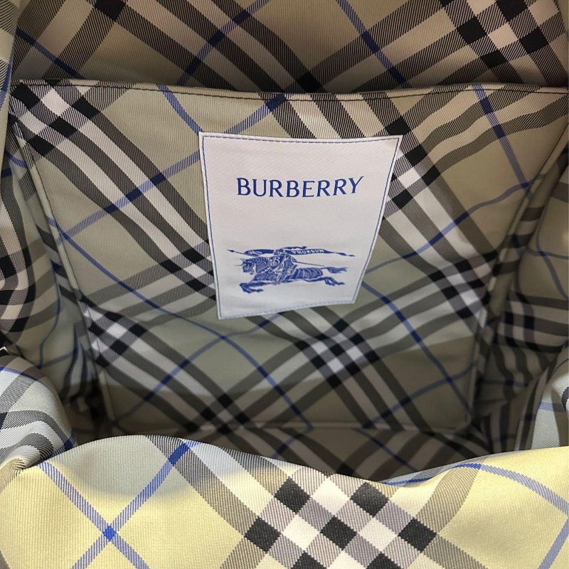 💎Han's house精品服飾💎BURBERRY 巴寶莉 防水 尼龍 格紋 後背包 原價46500-9