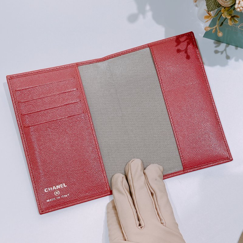 TW4607 Chanel 香奈兒 護照套 卡包Passport Card Holder Caviar Red x PHW-7
