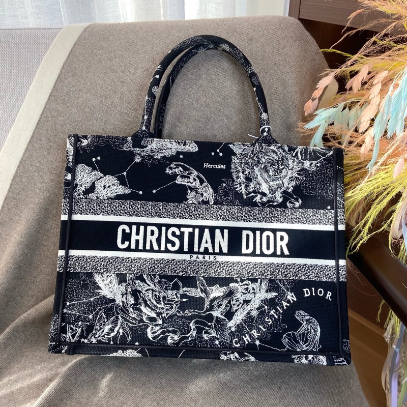 Dior 迪奧黑色星座托特包book tote 中號 22編碼  配件有保卡 塵袋-0