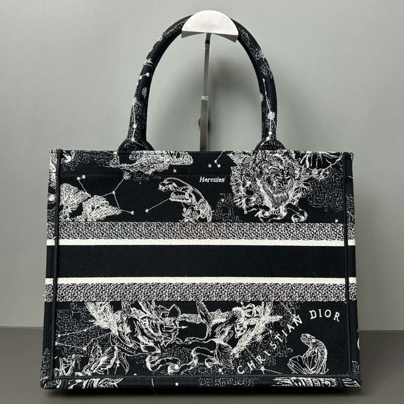 Dior 迪奧黑色星座托特包book tote 中號 22編碼  配件有保卡 塵袋-2