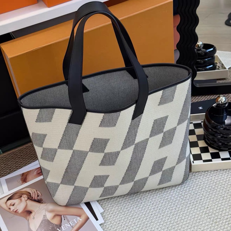 Hermes • Cabas H 40 Tote 黑白熊貓Swift皮拼帆布托特-1