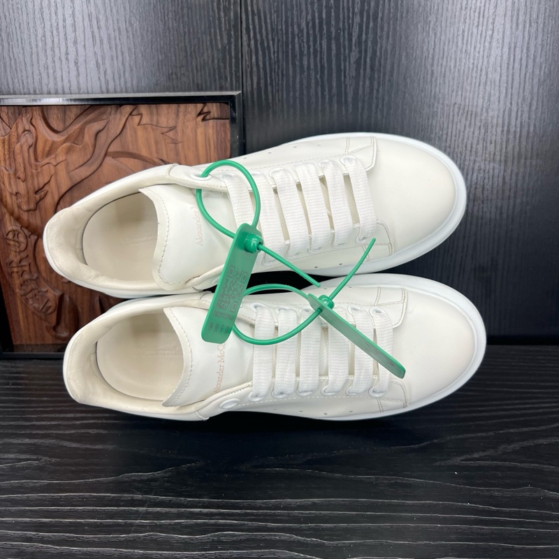 麥昆 純白 白尾 碼數 37.5 原盒 編碼 CH23831 98新成色好-4