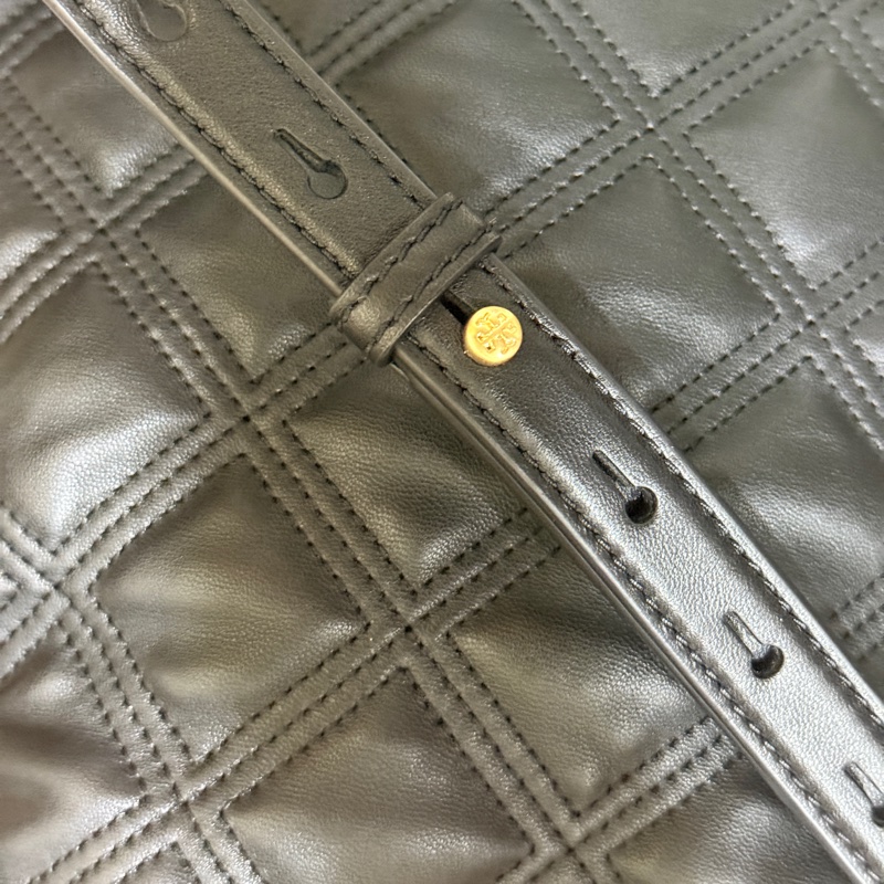 專櫃25000未使用✨美美的Tory Burch 皮穿鏈 後背包-28