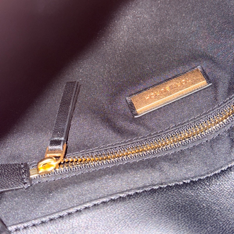 專櫃25000未使用✨美美的Tory Burch 皮穿鏈 後背包-43