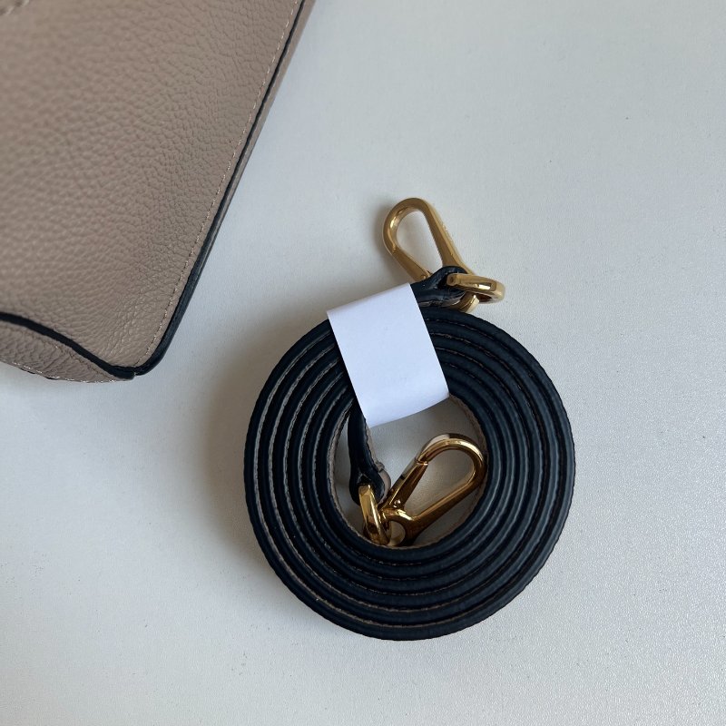 (🌷國外現貨)🏷Loewe 羅意威．Puzzle Mini-10