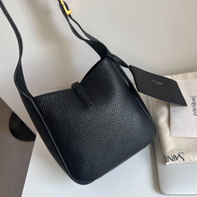 (🌷國外現貨)🏷YSL 聖羅蘭．Le5a7 hobo Mini-5
