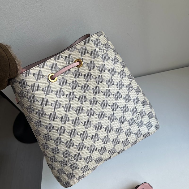 (🌷國外現貨)🏷LV 路易威登．Neo Noe MM 白棋盤格水桶包-2