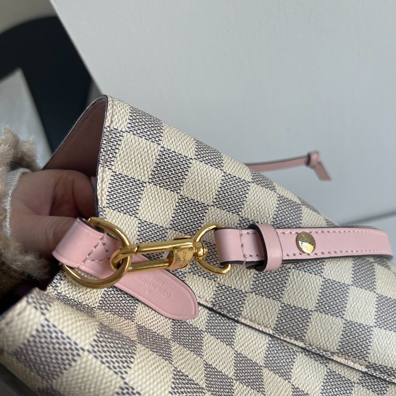 (🌷國外現貨)🏷LV 路易威登．Neo Noe MM 白棋盤格水桶包-3