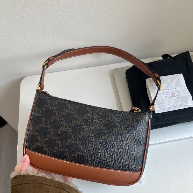 (🌷國外現貨)🏷Celine 瑟琳．老花麻將包-4