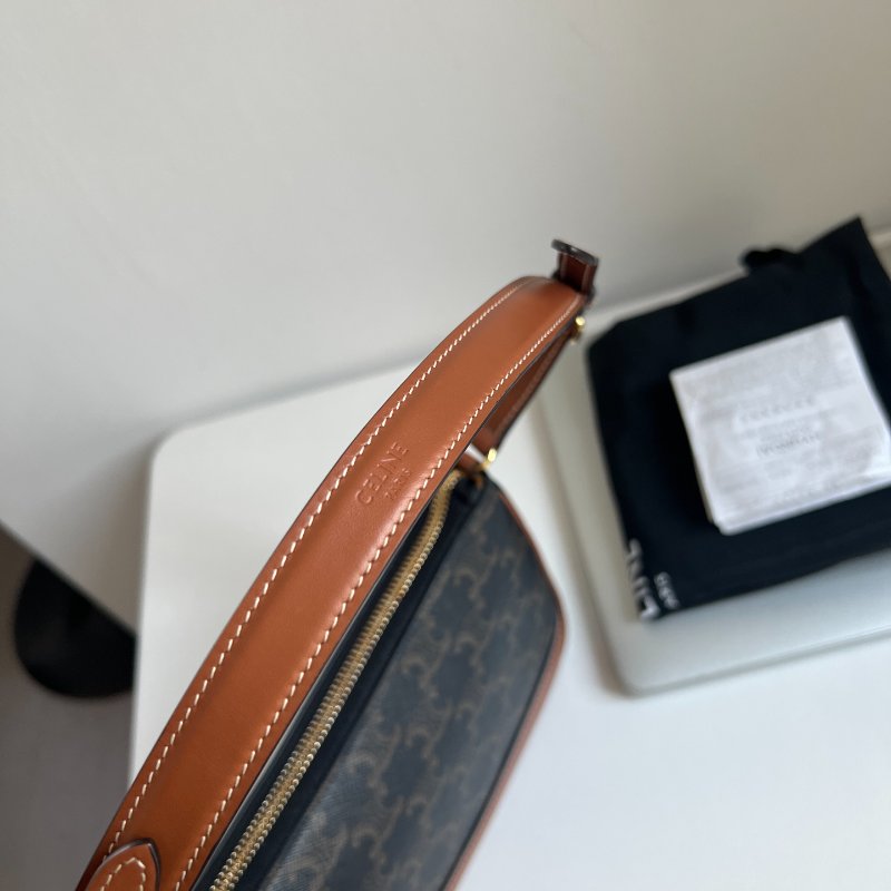 (🌷國外現貨)🏷Celine 瑟琳．老花麻將包-7