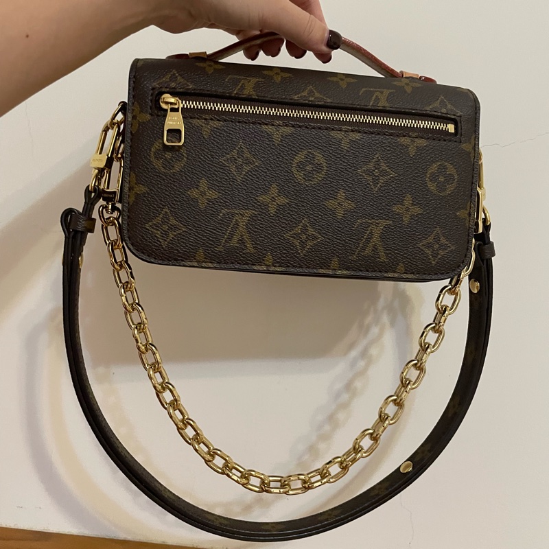 LV Louis Vuitton Pochette Métis East West 小號郵差包-22