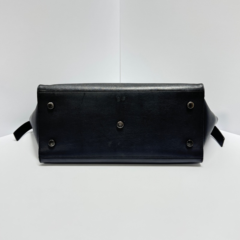 【極稀有🎁小編推薦】 YSL “so black” 全黑牛皮 斜背包 專櫃11.6萬！-7