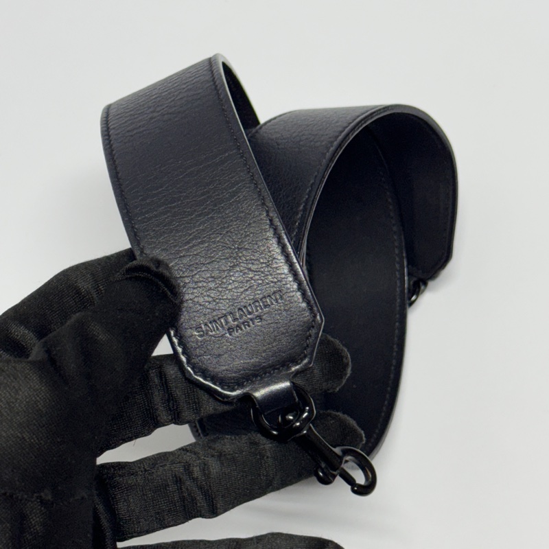 【極稀有🎁小編推薦】 YSL “so black” 全黑牛皮 斜背包 專櫃11.6萬！-14