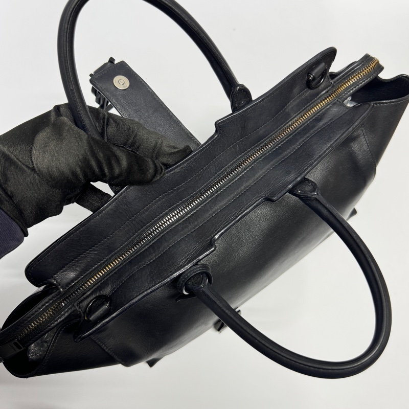 【極稀有🎁小編推薦】 YSL “so black” 全黑牛皮 斜背包 專櫃11.6萬！-17