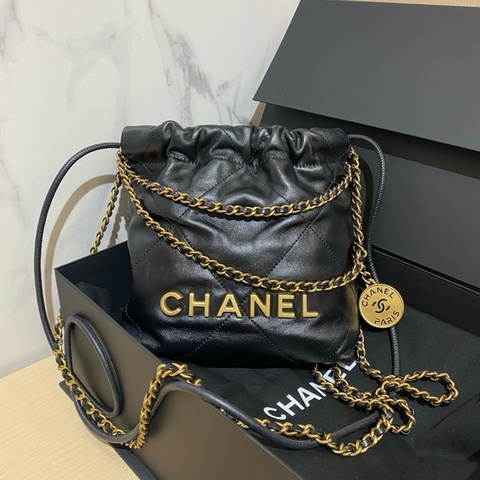 全網最平價 Chanel 22 mini 98% New
