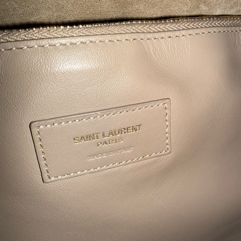 YSL LE 5 À 7 SUPPLE LARGE IN GRAINED LEATHER-17
