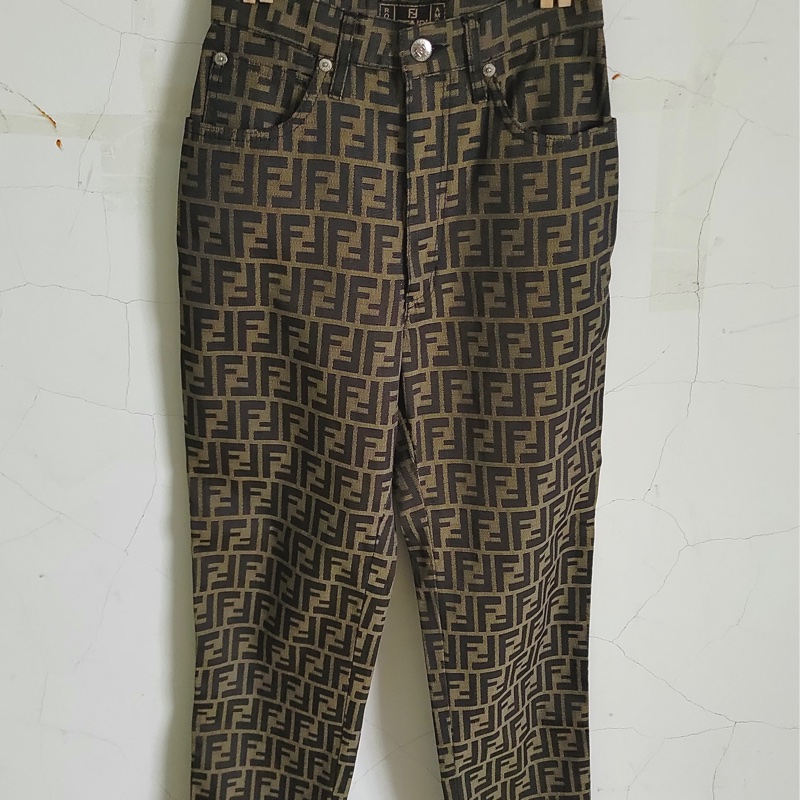 義大利製老品 #FENDI 老花長褲 高腰小尺寸 / 風格 / 歐美 / 街拍-1