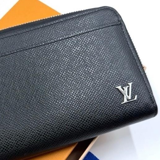 🌷LouisVuitton 黑色長夾帶手掛 ｜經典花紋✦fufu style 精品✦ 氣質款｜-6
