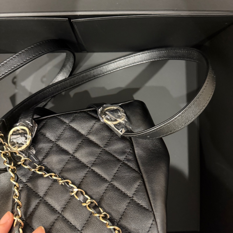 大全配芯片帶膜🈶️購證❤️ #香奈兒 #黑金 牛皮 #青蛙包 #duma #雙肩包-16