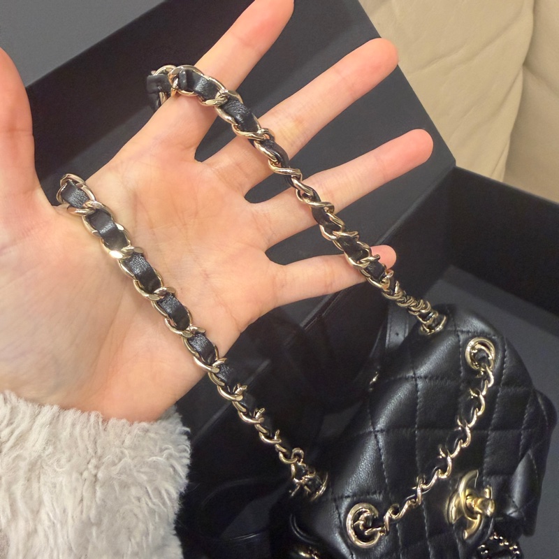 大全配芯片帶膜🈶️購證❤️ #香奈兒 #黑金 牛皮 #青蛙包 #duma #雙肩包-17