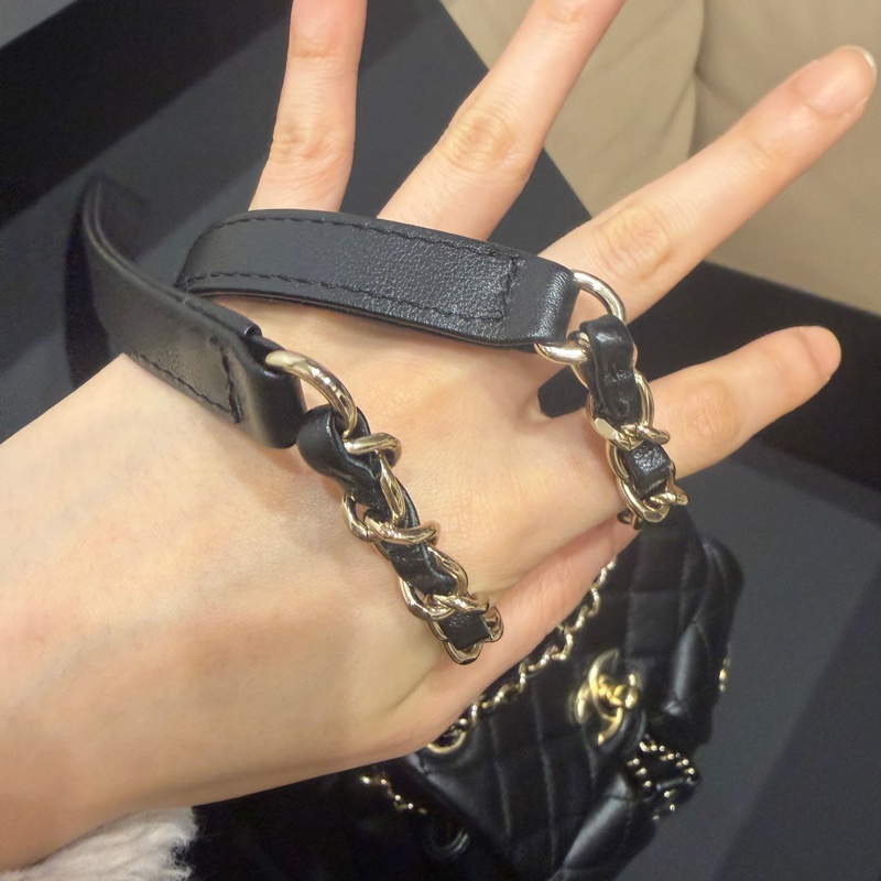 大全配芯片帶膜🈶️購證❤️ #香奈兒 #黑金 牛皮 #青蛙包 #duma #雙肩包-18