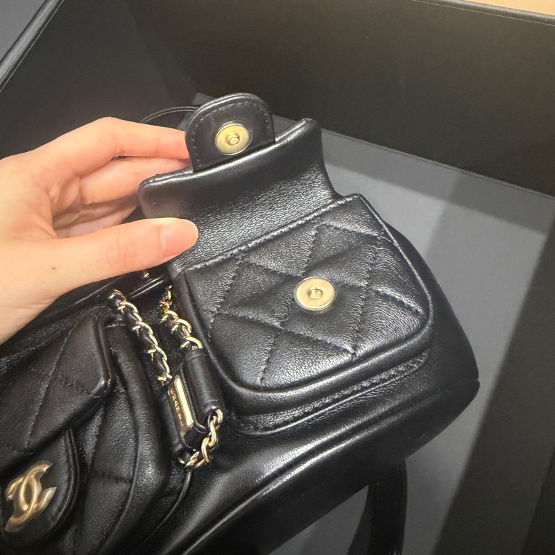 大全配芯片帶膜🈶️購證❤️ #香奈兒 #黑金 牛皮 #青蛙包 #duma #雙肩包-22
