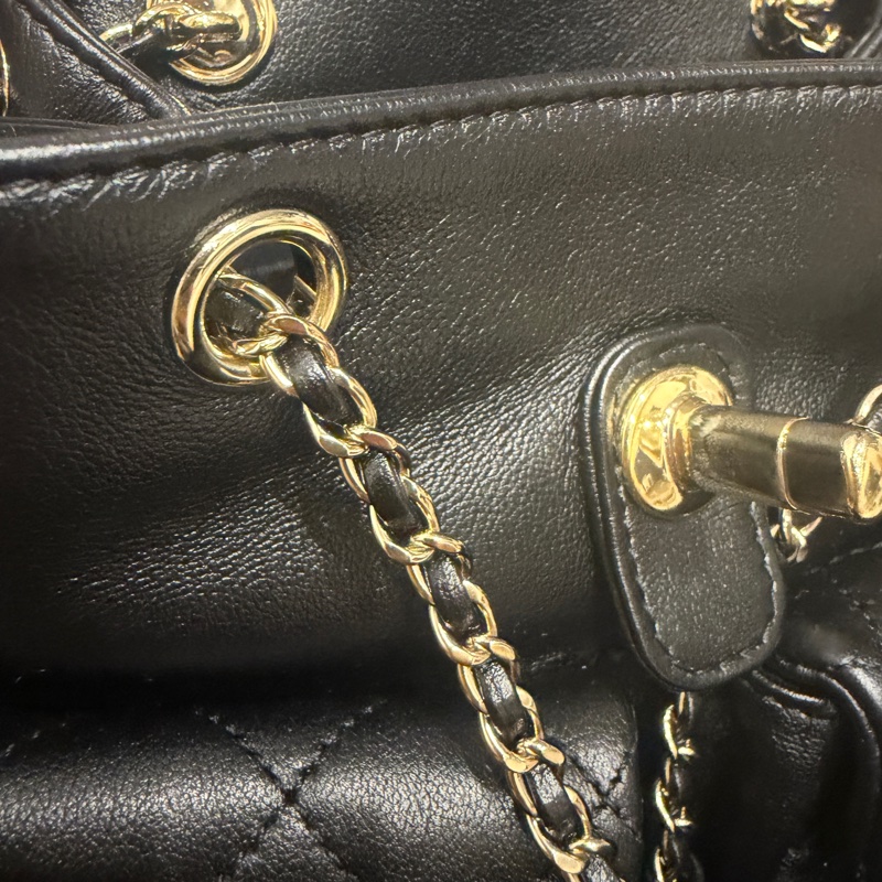 大全配芯片帶膜🈶️購證❤️ #香奈兒 #黑金 牛皮 #青蛙包 #duma #雙肩包-30