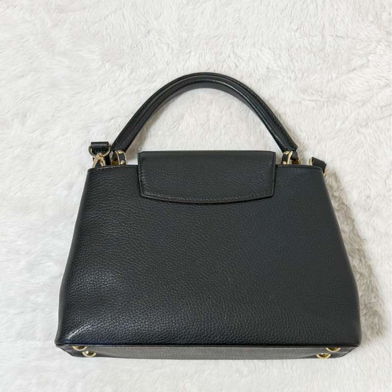 Louis Vuitton Capucines MM-1