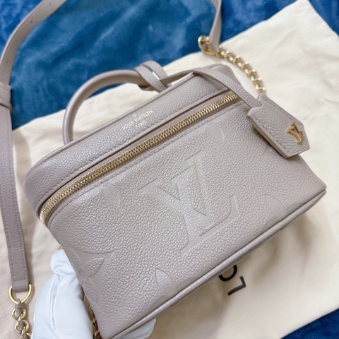 【LOUIS VUITTON 路易威登 大象灰全皮革壓紋化妝箱 Vanity PM 化妝盒】