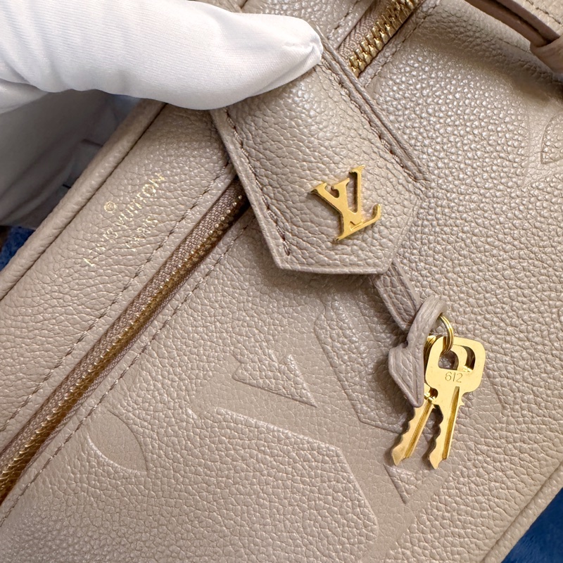 【LOUIS VUITTON 路易威登 大象灰全皮革壓紋化妝箱 Vanity PM 化妝盒】-2