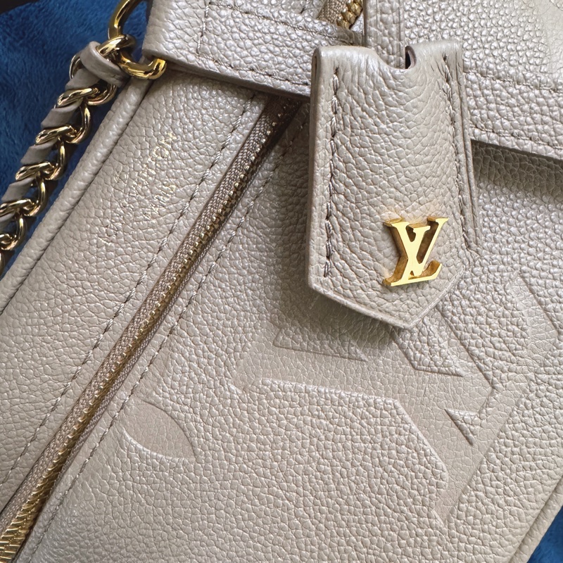 【LOUIS VUITTON 路易威登 大象灰全皮革壓紋化妝箱 Vanity PM 化妝盒】-3