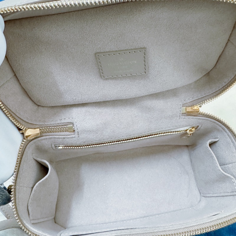 【LOUIS VUITTON 路易威登 大象灰全皮革壓紋化妝箱 Vanity PM 化妝盒】-7